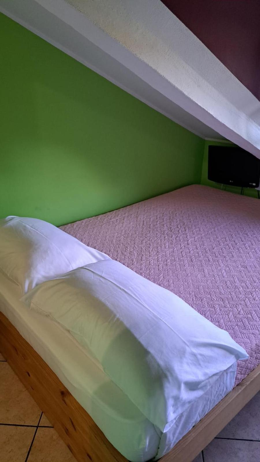 Apartamento Casa Paola - Stazione 400 Mt - Free Wifi Arcore Exterior foto