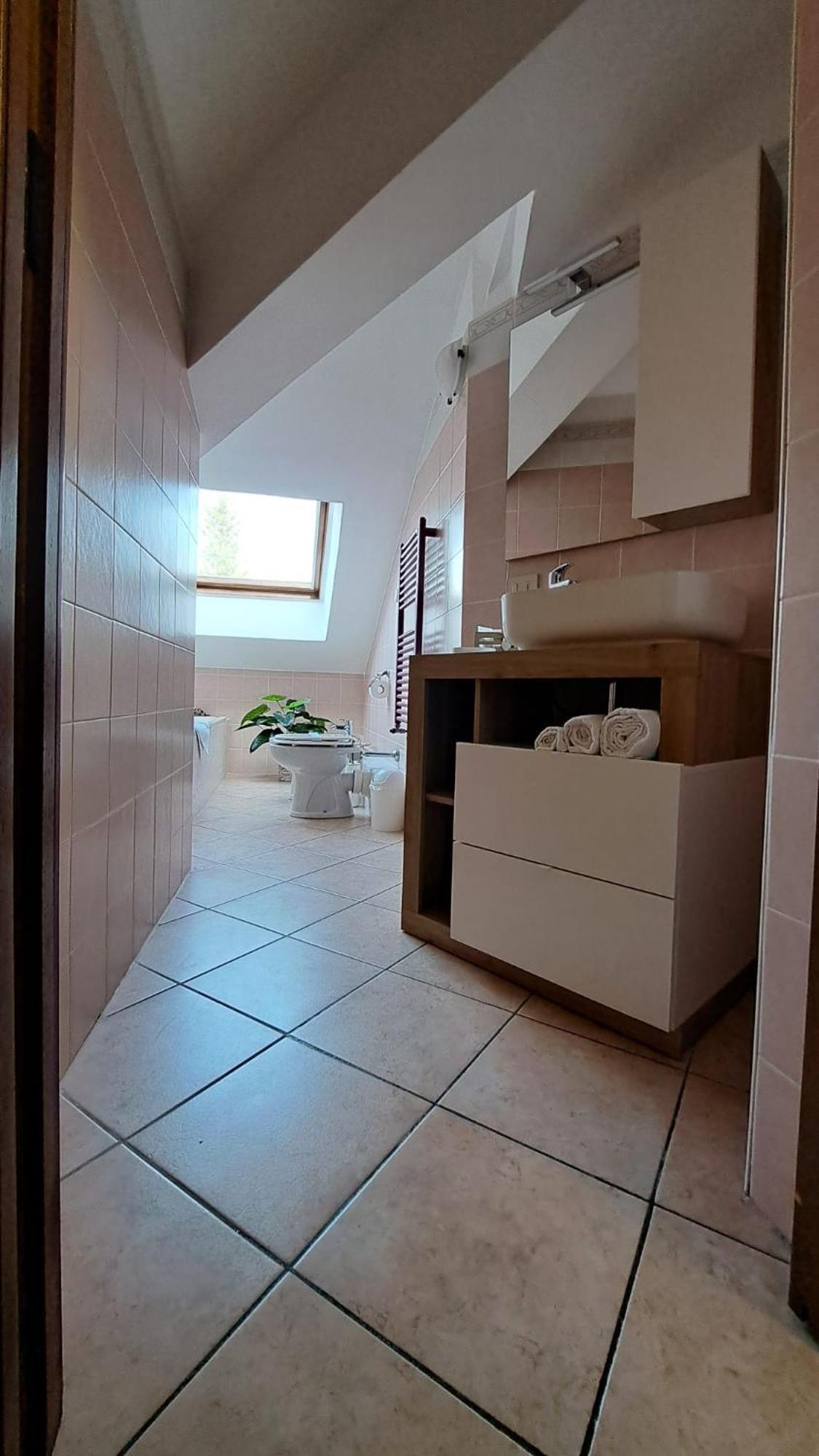 Apartamento Casa Paola - Stazione 400 Mt - Free Wifi Arcore Exterior foto